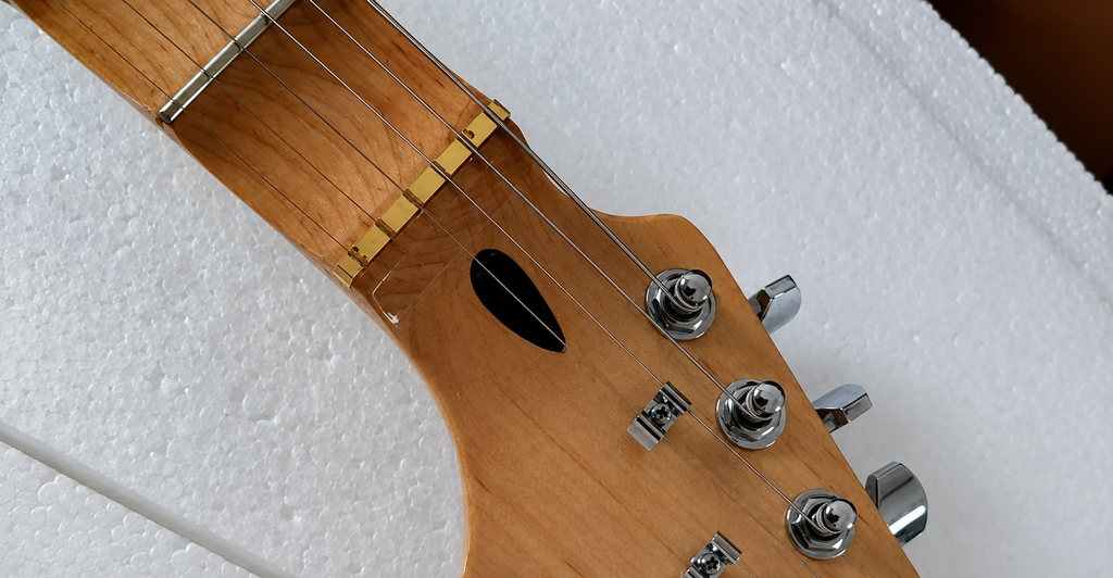 Guitarra Y Malm... Cream