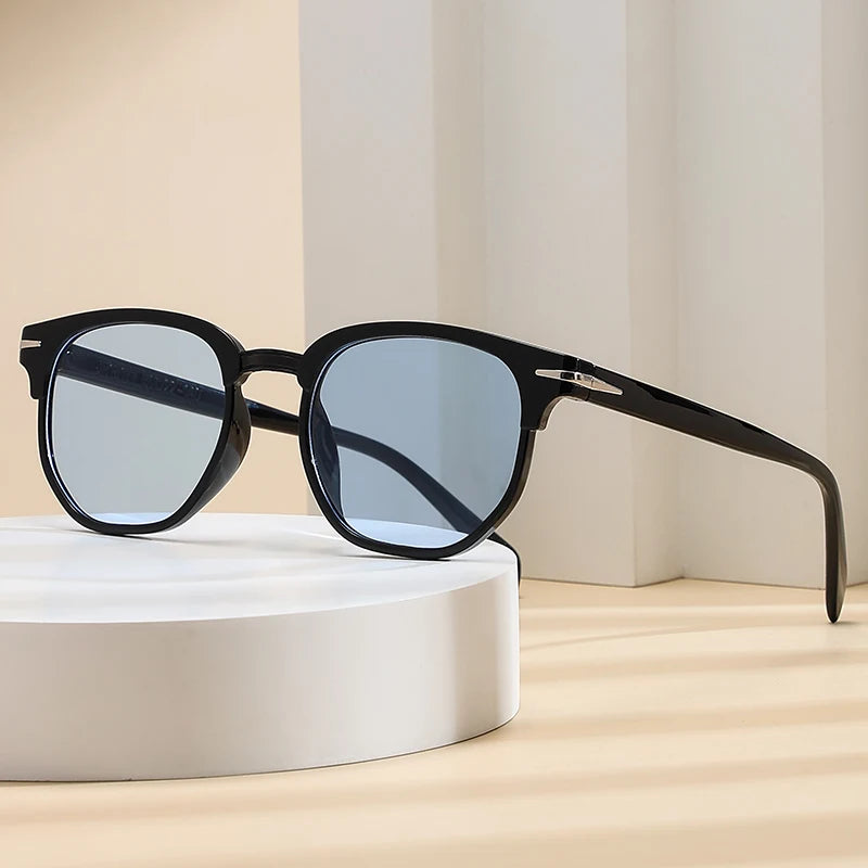 Lentes de Sol Retro Unisex UV400 – Estilo Vintage Cuadrado/Ovalado con Lentes Espejados para Hombre y Mujer
